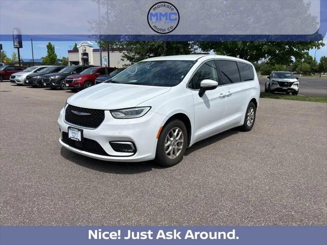 2023 Chrysler Pacifica Touring L for sale in Mankato, MN