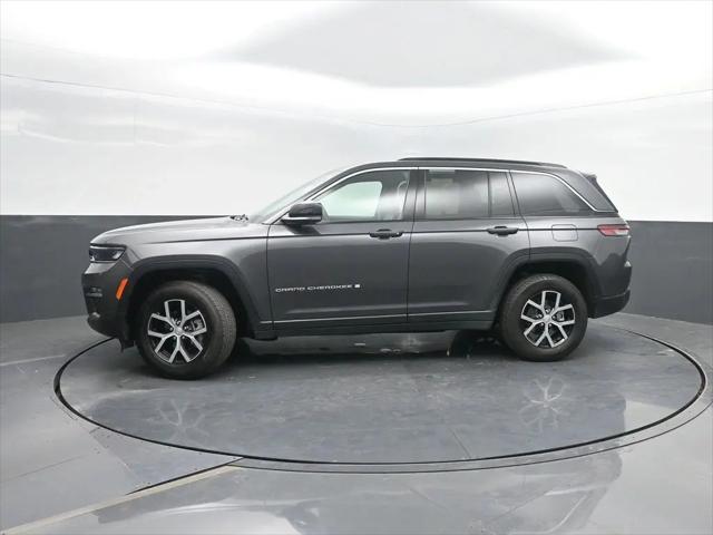 2025 Jeep Grand Cherokee Limited 4x4 for sale in Charles City, IA