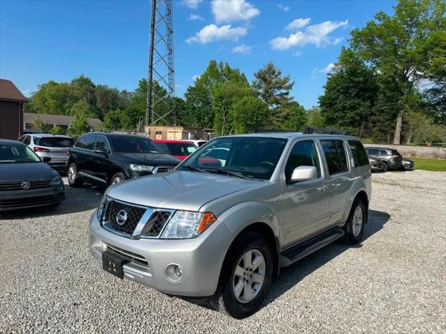 2011 Nissan Pathfinder SV for sale in Hartville, OH