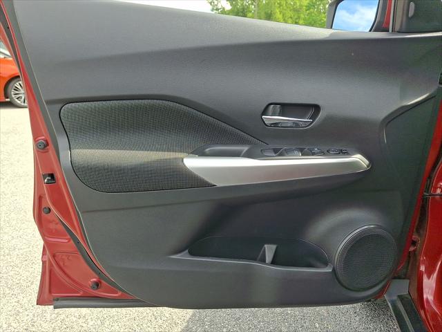 2020 Nissan Kicks SV Xtronic CVT
