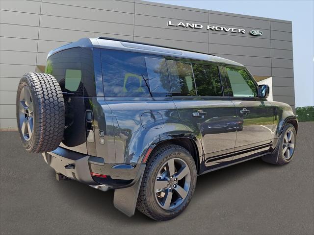 2026 Land Rover Defender P400 X-Dynamic SE