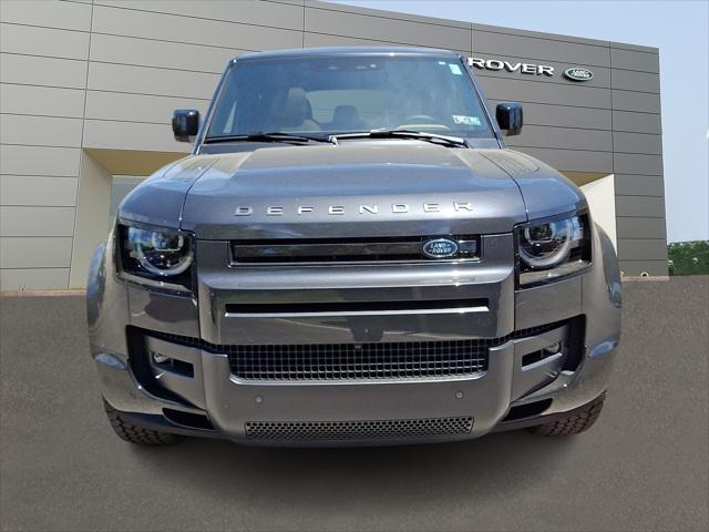 2026 Land Rover Defender P400 X-Dynamic SE