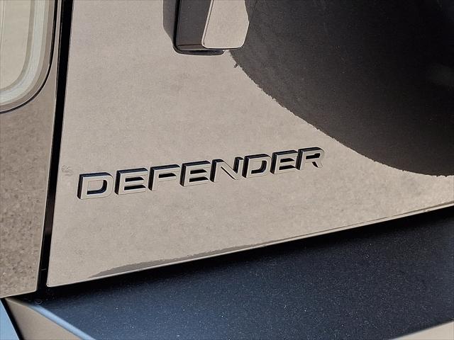 2026 Land Rover Defender P400 X-Dynamic SE