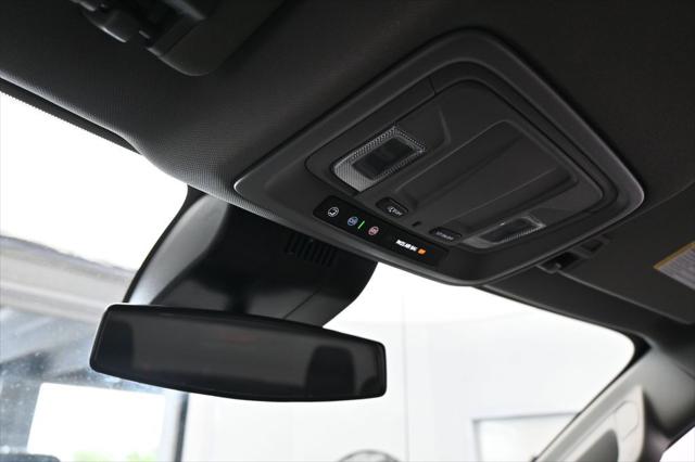 2025 Chevrolet Silverado 1500 2WD Crew Cab Short Bed Custom