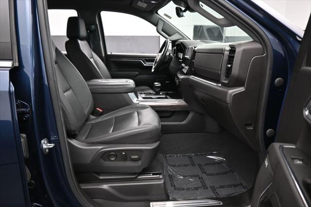 2022 Chevrolet Silverado 1500 4WD Crew Cab Short Bed LTZ