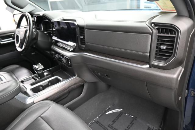 2022 Chevrolet Silverado 1500 4WD Crew Cab Short Bed LTZ