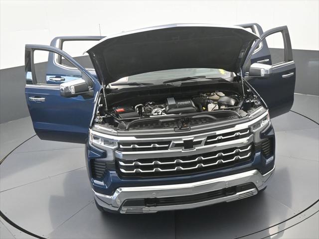 2022 Chevrolet Silverado 1500 4WD Crew Cab Short Bed LTZ