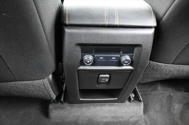 2020 Chevrolet Traverse FWD LT Cloth