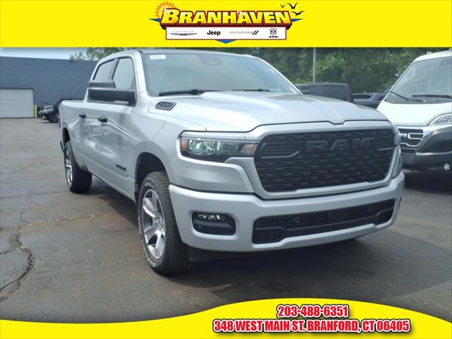 2026 RAM 1500 RAM 1500 EXPRESS CREW CAB 4X4 64 BOX
