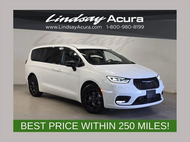 2024 Chrysler Pacifica Hybrid S Appearance Pkg for sale in Columbus, OH