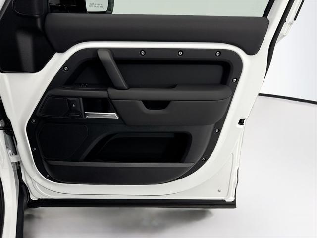 2026 Land Rover Defender P300 S