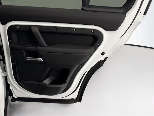 2026 Land Rover Defender P300 S
