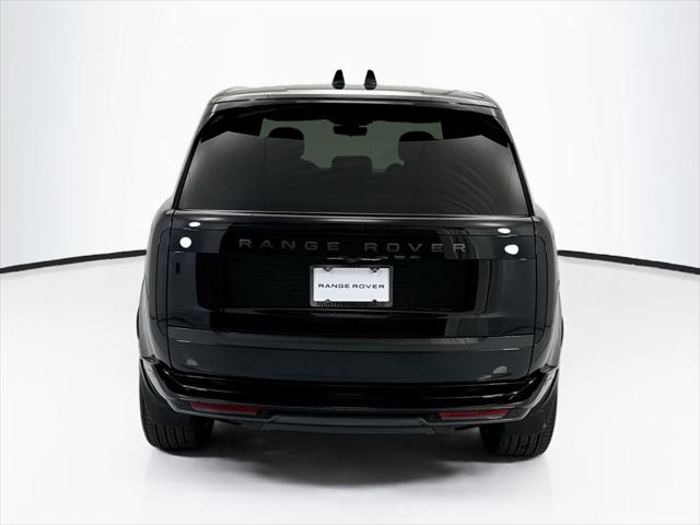 2026 Land Rover Range Rover P400 SE 7 Seat