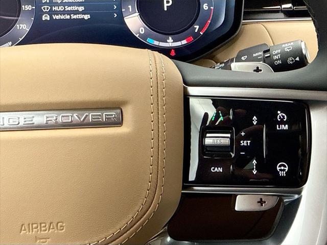 2026 Land Rover Range Rover P400 SE 7 Seat