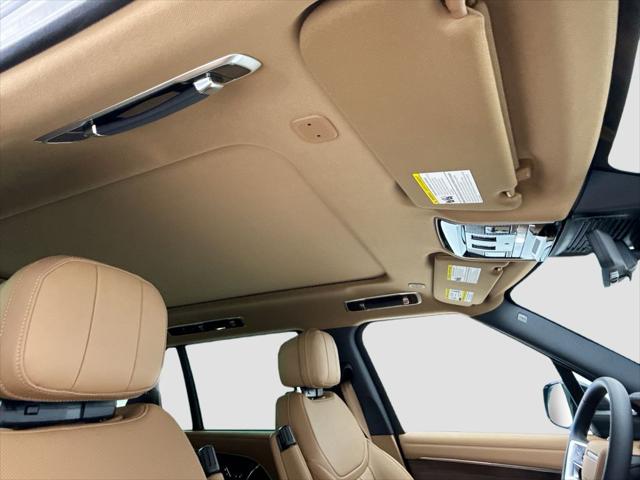 2026 Land Rover Range Rover P400 SE 7 Seat