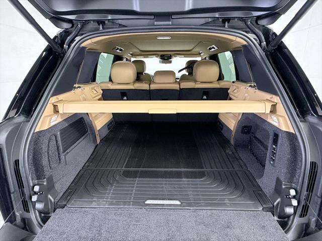 2026 Land Rover Range Rover P400 SE 7 Seat