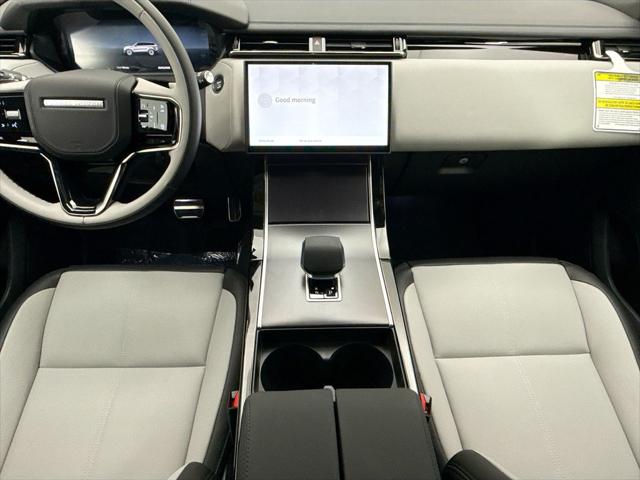 2026 Land Rover Range Rover Velar P250 Dynamic SE