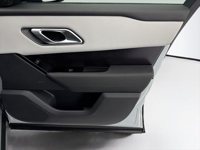 2026 Land Rover Range Rover Velar P250 Dynamic SE