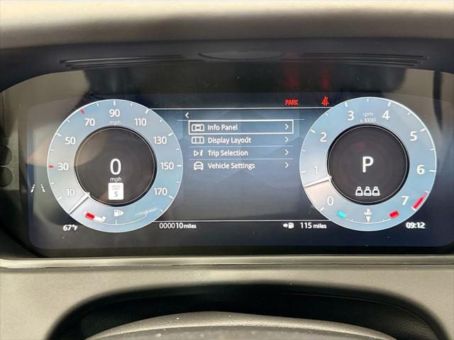 2026 Land Rover Range Rover Velar P250 Dynamic SE