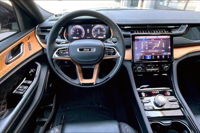 2025 Jeep Grand Cherokee L Summit Reserve 4x4