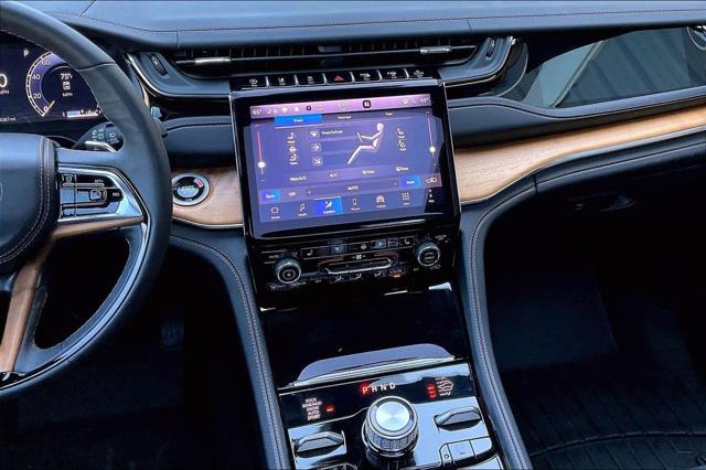 2025 Jeep Grand Cherokee L Summit Reserve 4x4
