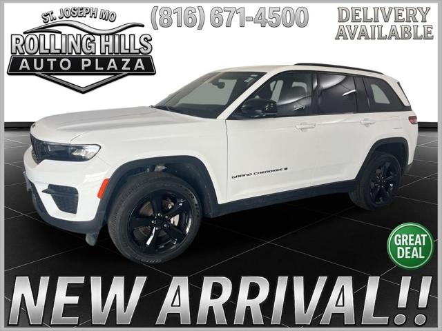 2024 Jeep Grand Cherokee Altitude 4x4 for sale in Saint Joseph, MO