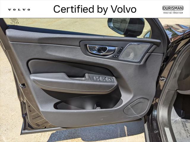 2024 Volvo XC60 Recharge T8 Ultimate Black Edition