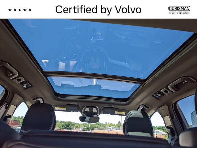 2024 Volvo XC60 Recharge T8 Ultimate Black Edition