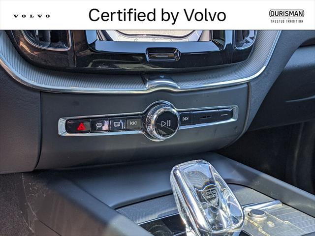 2024 Volvo XC60 Recharge T8 Ultimate Black Edition