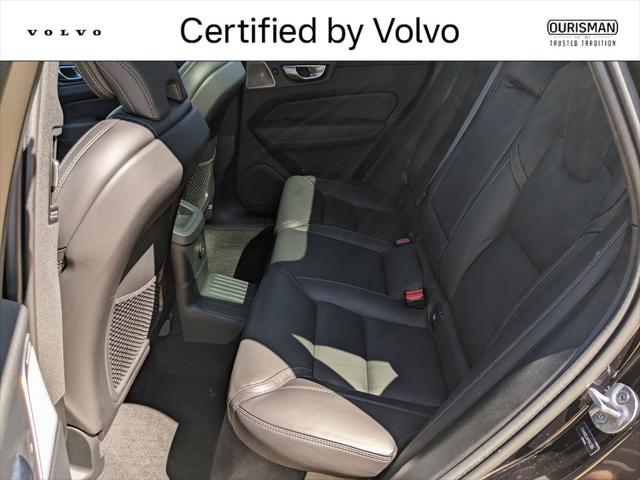 2024 Volvo XC60 Recharge T8 Ultimate Black Edition