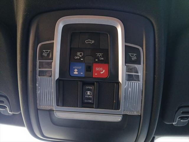 2021 Ram 1500 Laramie Crew Cab 4x4 5'7" Box