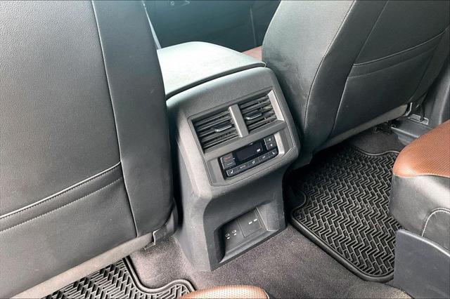 2022 Volkswagen Atlas 3.6L V6 SEL Premium R-Line