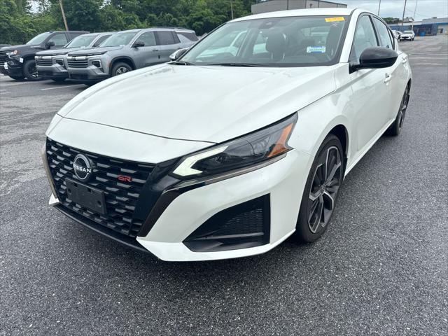 2023 Nissan Altima SR FWD