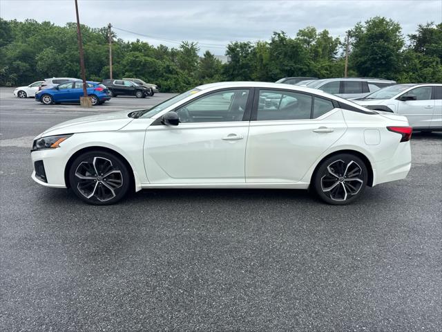 2023 Nissan Altima SR FWD