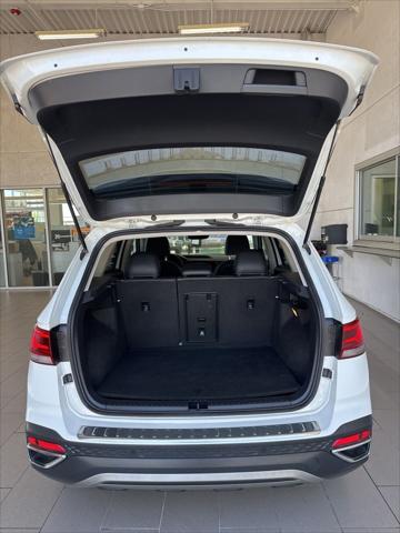 2023 Volkswagen Taos 1.5T SEL