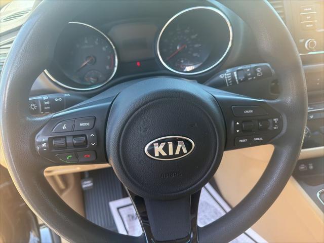2016 Kia Sedona LX