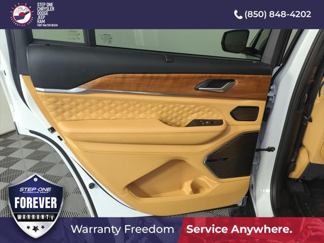 2025 Jeep Grand Cherokee L Summit Reserve 4x4