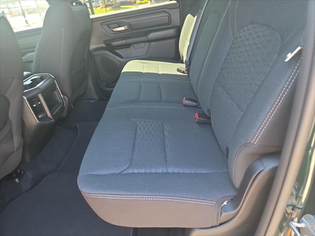 2026 Ram 1500 Express Crew Cab 4x4 57 Box