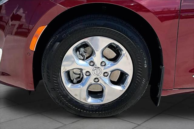 2018 Chrysler Pacifica Hybrid Limited