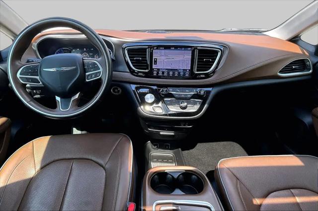 2018 Chrysler Pacifica Hybrid Limited