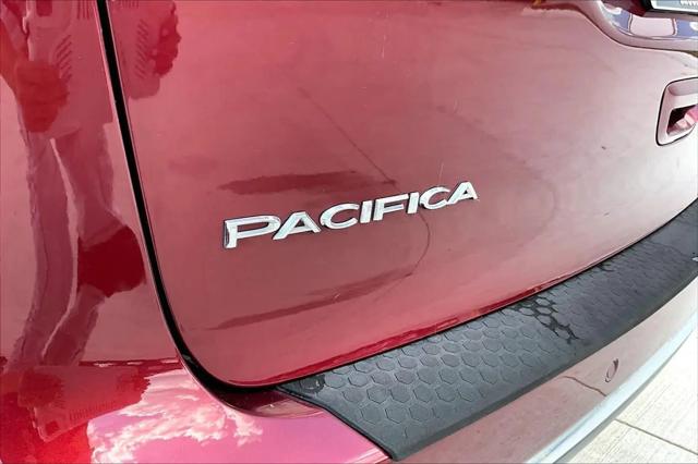 2018 Chrysler Pacifica Hybrid Limited