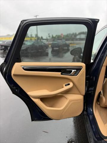 2016 Porsche Macan S