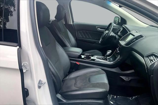 2016 Ford Edge Sport