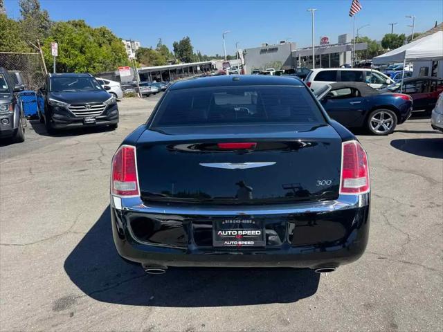 2014 Chrysler 300 Base