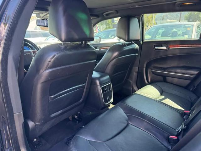2014 Chrysler 300 Base