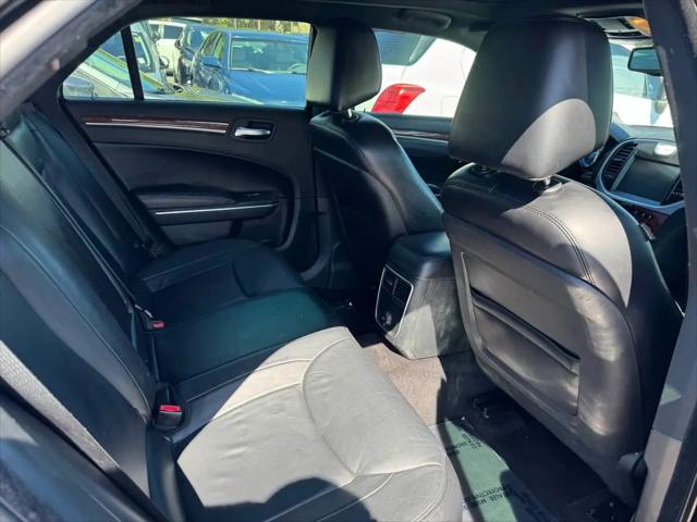 2014 Chrysler 300 Base