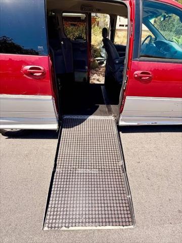 1997 Chrysler Town & Country LXi
