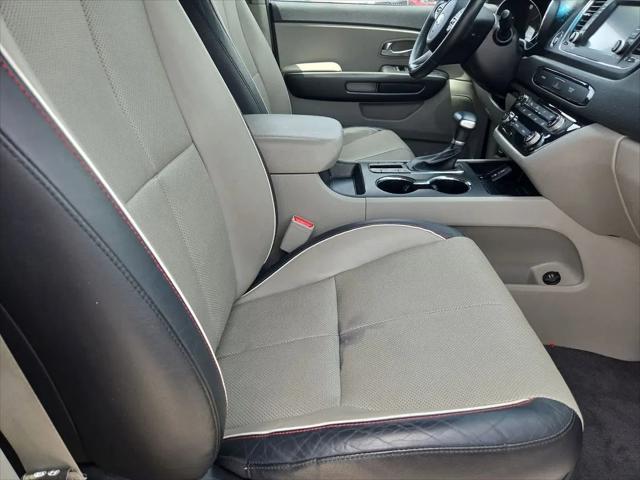 2019 Kia Sedona EX