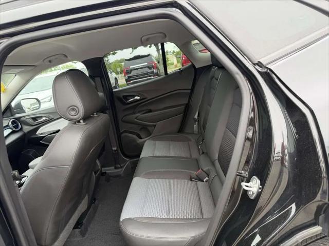 2024 Chevrolet Trax FWD LT