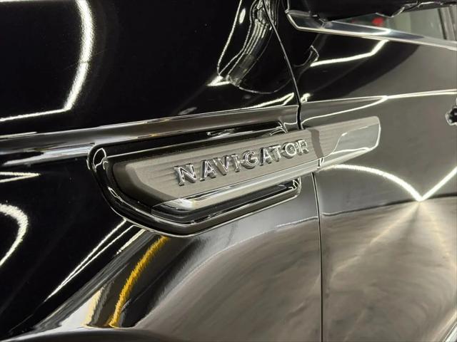 2024 Lincoln Navigator Premiere